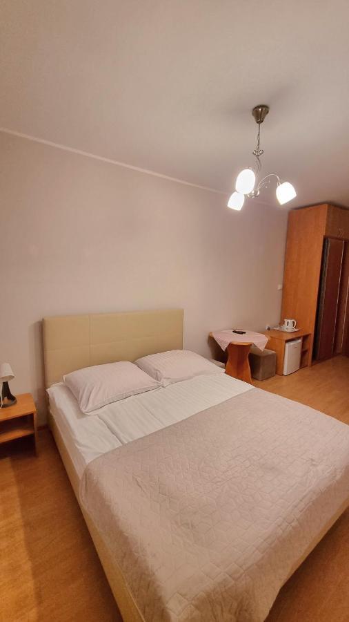 Pokoje Arka Międzywodzie Exterior foto